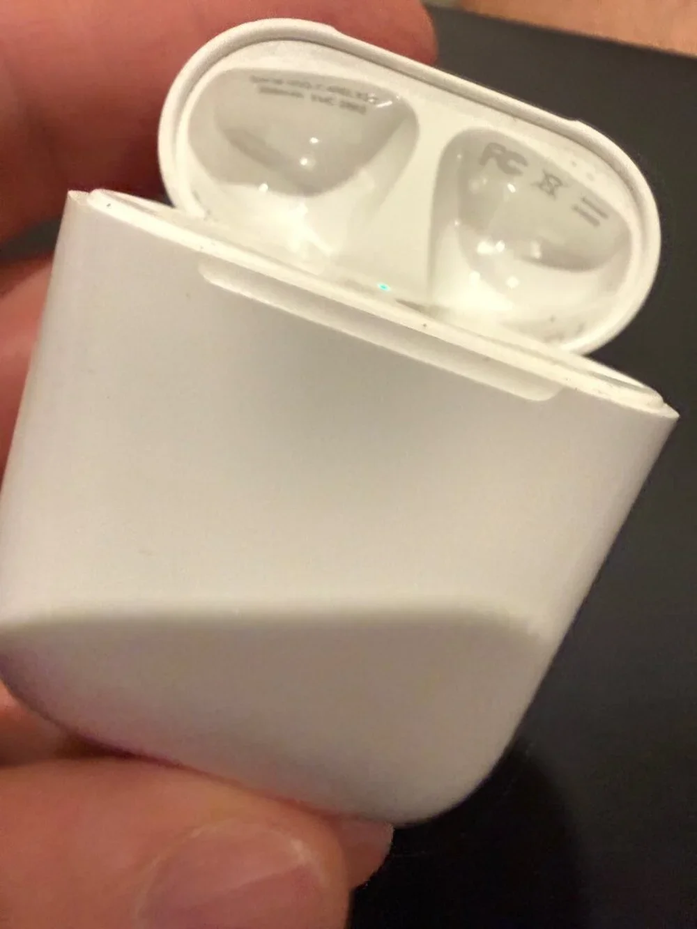 Lightning Charging Case for 1st and 2nd Generation Apple AirPods